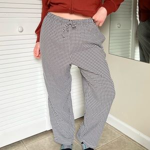 Black and White Gingham Seersucker Elastic Waist Lounge Pants